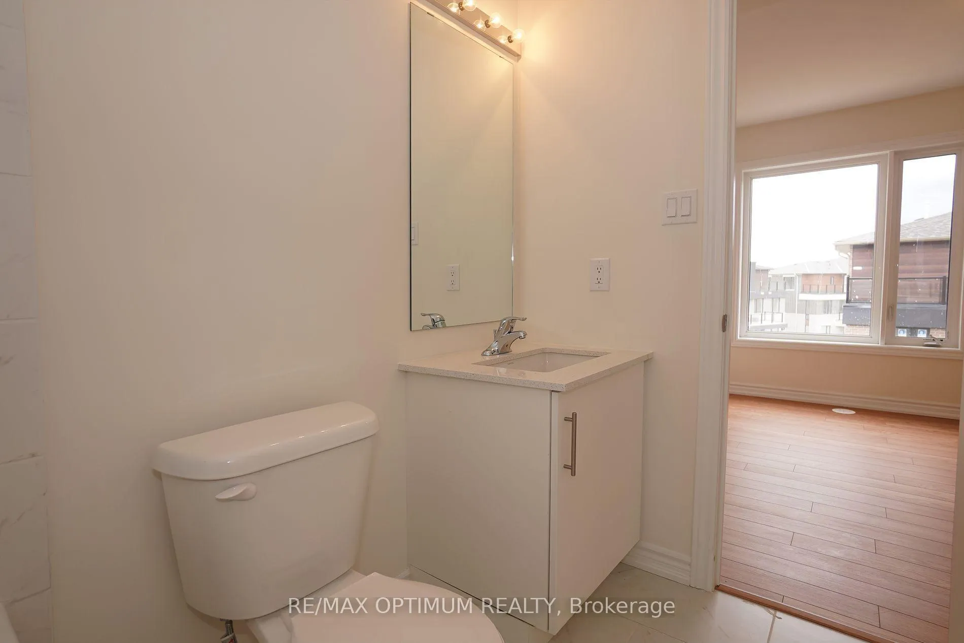 Photo 18 of Unit 11, 20 Knotsberry Circle, Brampton, Bram West — HOMEH