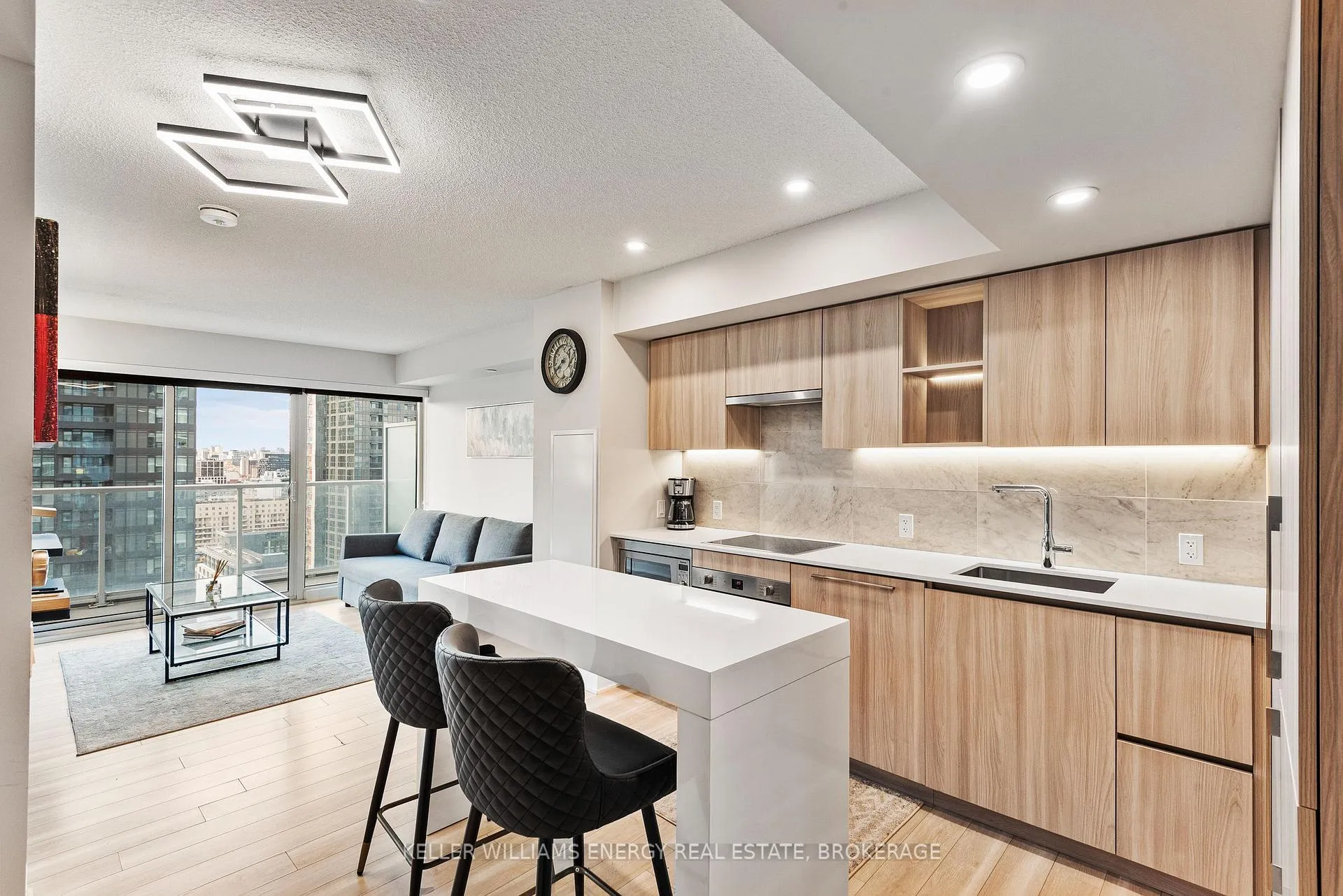 Photo 1 of Unit 2508, 17 Bathurst Street, Toronto, Waterfront Communities — HOMEH