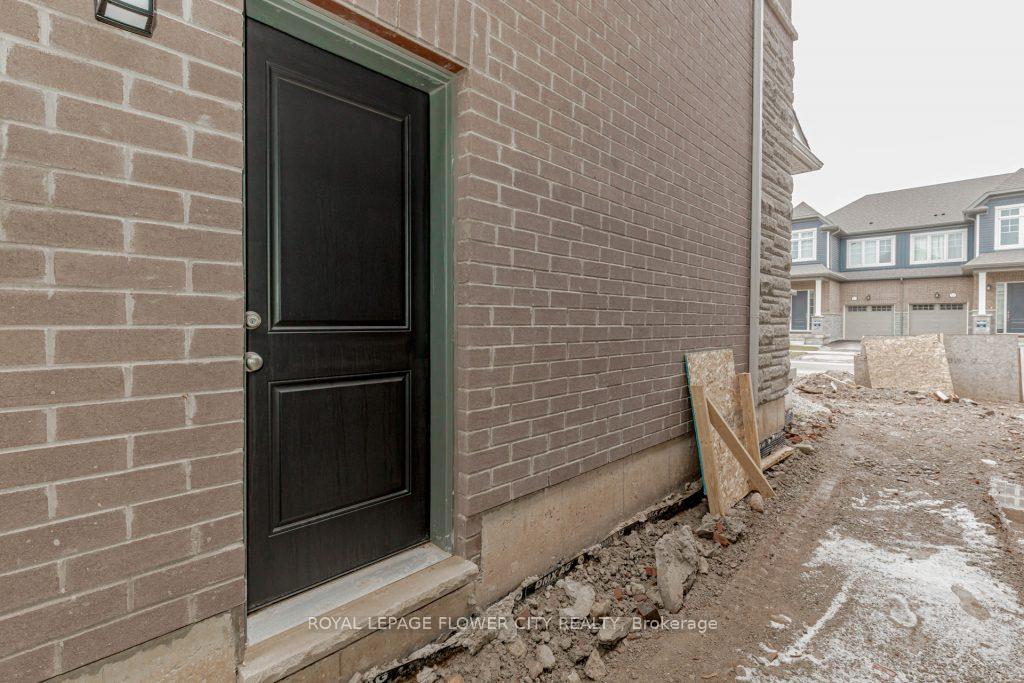 Photo 47 of 64 Conboy Drive, Erin — HOMEH