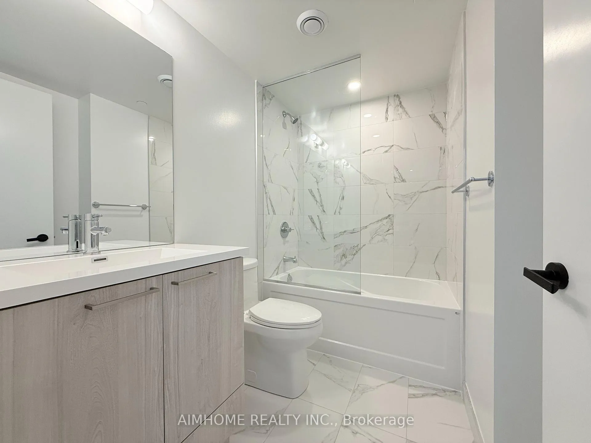 Photo 10 of Unit 3801, 195 Commerce Street, Vaughan, Vaughan Corporate Centre — HOMEH
