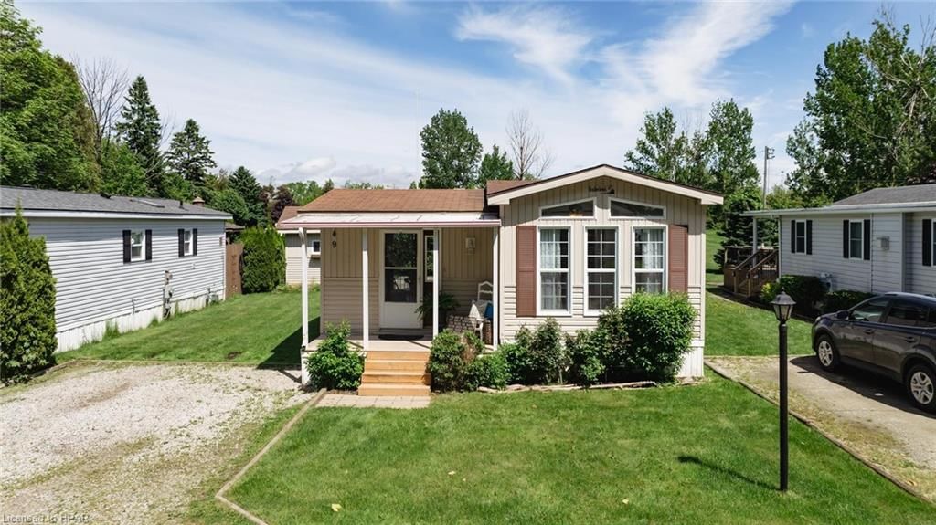 Photo 2 of Unit 49-waters-edge, 77307 Bluewater Highway Highway, Bluewater, Bayfield — HOMEH