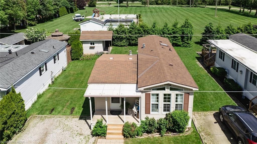Photo 3 of Unit 49-waters-edge, 77307 Bluewater Highway Highway, Bluewater, Bayfield — HOMEH