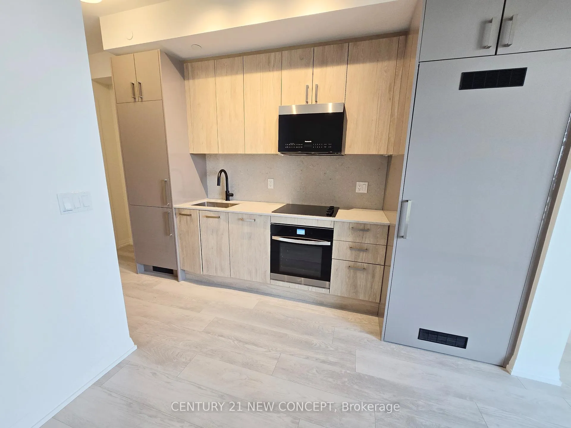 Photo 4 of Unit 1601, 280 Dundas Street, Toronto, Kensington-Chinatown — HOMEH