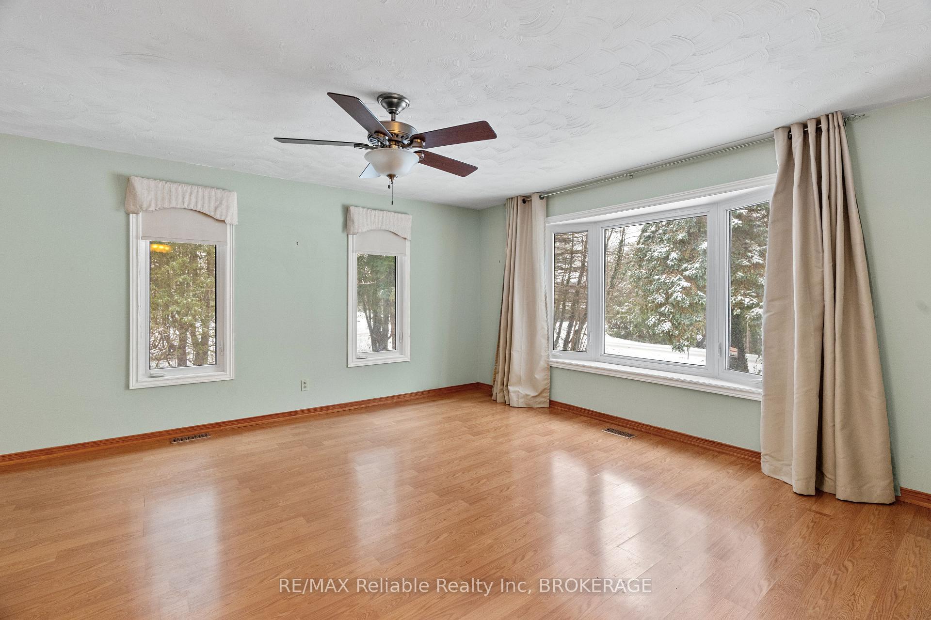 Photo 6 of 13 Park Road, Goderich, Goderich (Town) — HOMEH