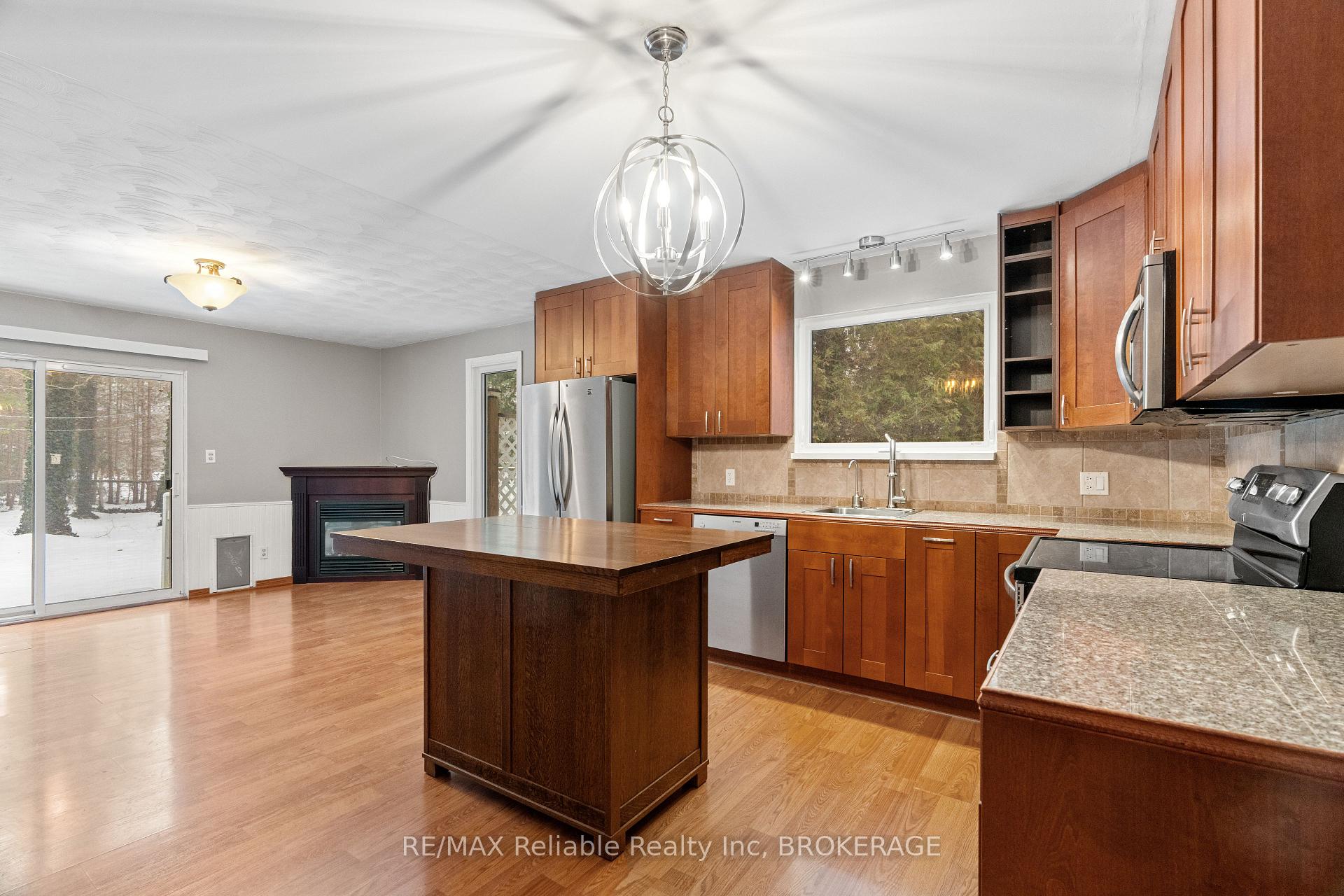 Photo 10 of 13 Park Road, Goderich, Goderich (Town) — HOMEH