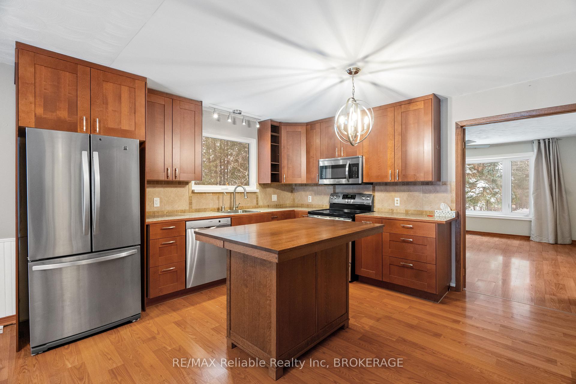 Photo 12 of 13 Park Road, Goderich, Goderich (Town) — HOMEH