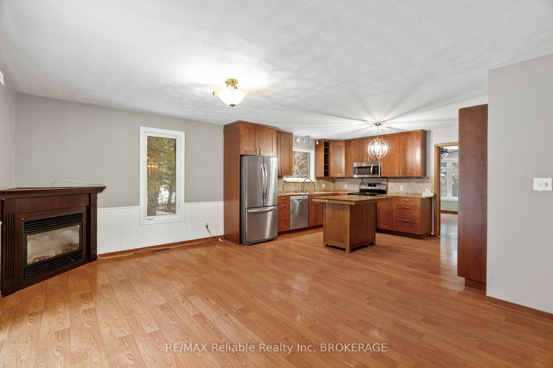 Photo 14 of 13 Park Road, Goderich, Goderich (Town) — HOMEH