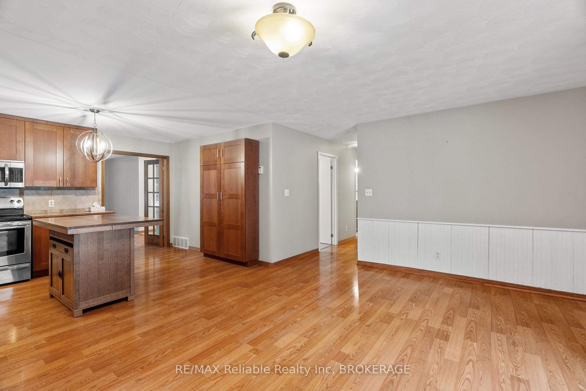 Photo 17 of 13 Park Road, Goderich, Goderich (Town) — HOMEH