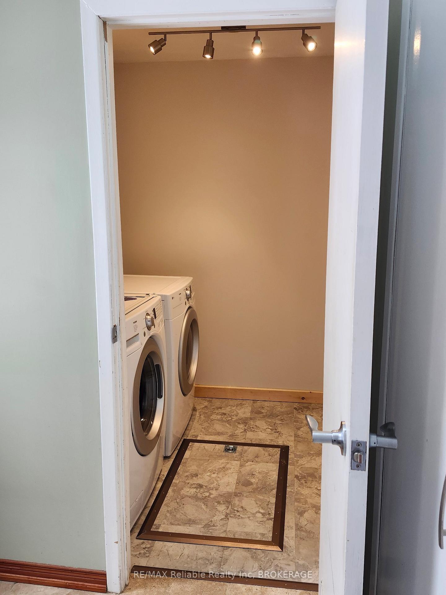Photo 32 of 13 Park Road, Goderich, Goderich (Town) — HOMEH