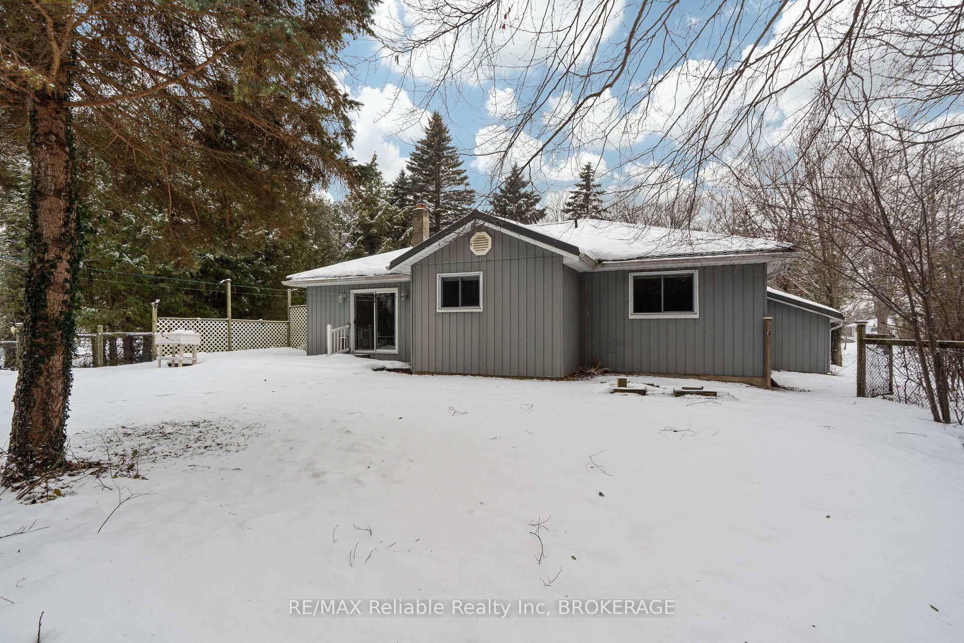 Photo 39 of 13 Park Road, Goderich, Goderich (Town) — HOMEH