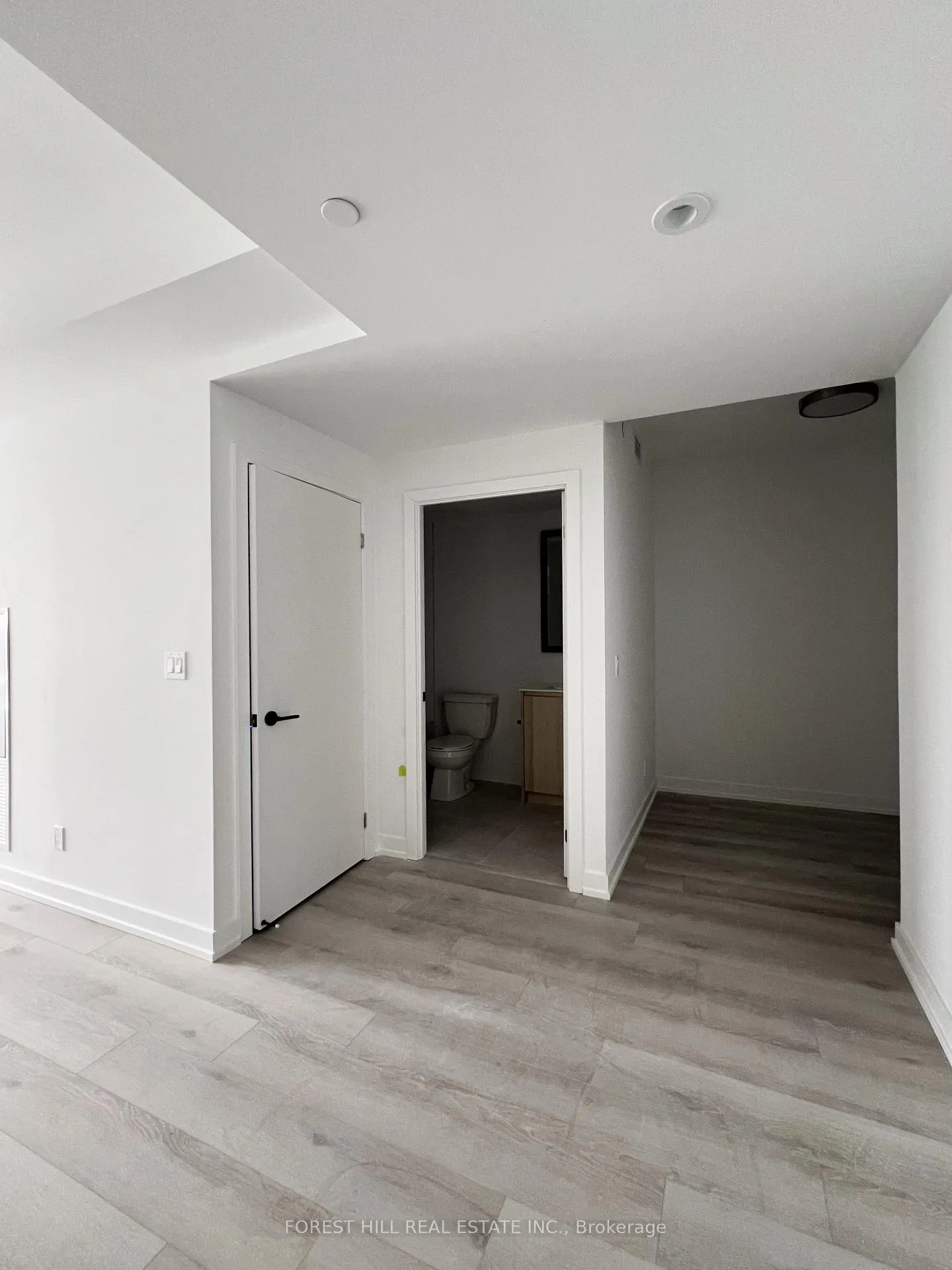 Photo 11 of Unit 503, 2000 Bathurst Street, Toronto, Humewood-Cedarvale — HOMEH