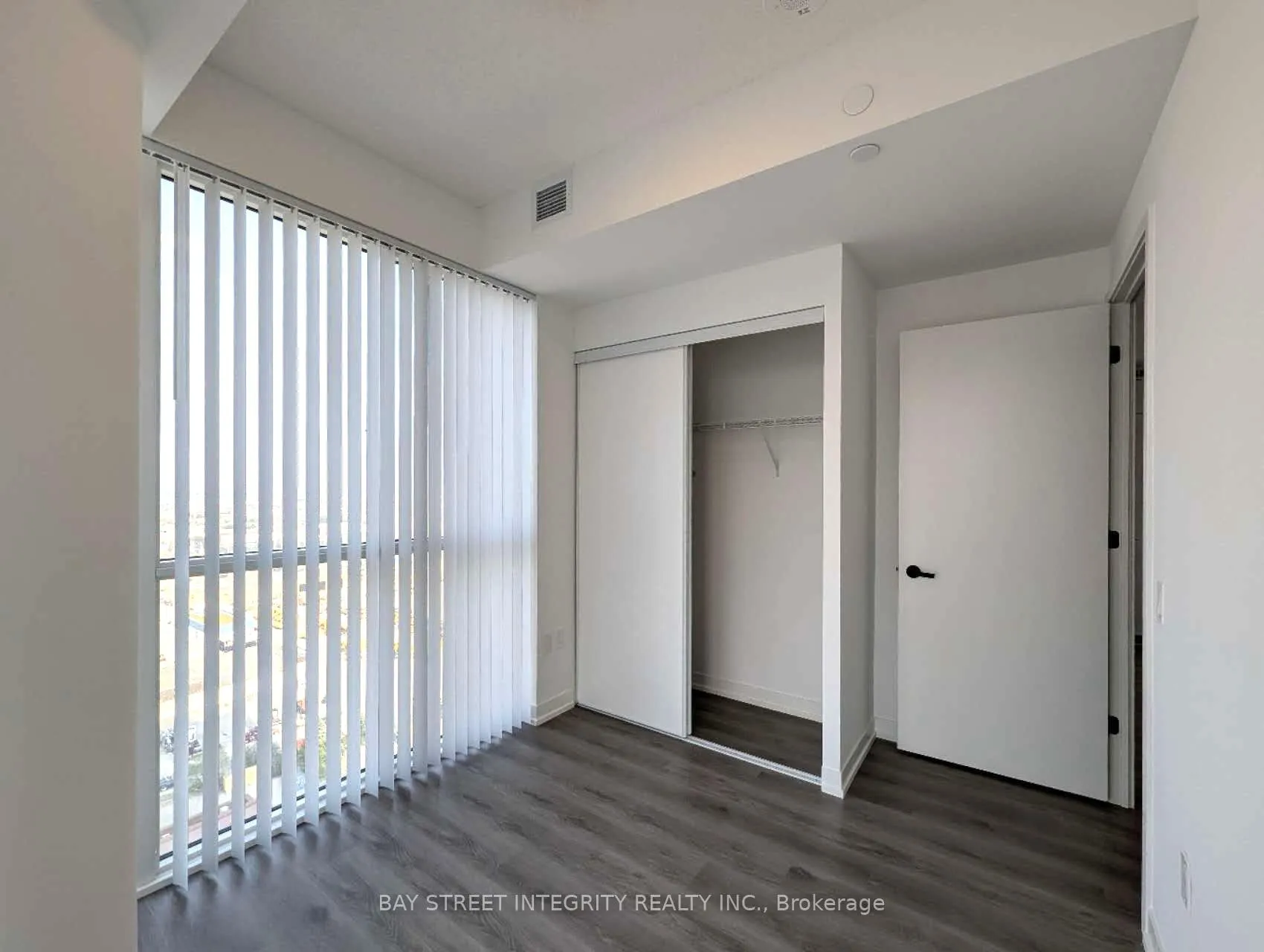 Photo 10 of Unit 2605, 28 Interchange Way, Vaughan, Vaughan Corporate Centre — HOMEH