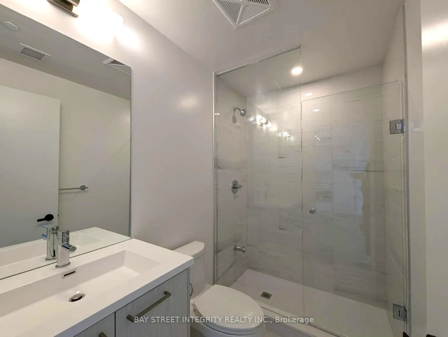 Photo 15 of Unit 2605, 28 Interchange Way, Vaughan, Vaughan Corporate Centre — HOMEH
