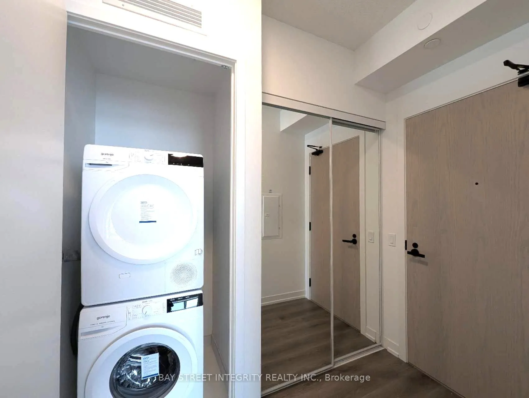 Photo 16 of Unit 2605, 28 Interchange Way, Vaughan, Vaughan Corporate Centre — HOMEH