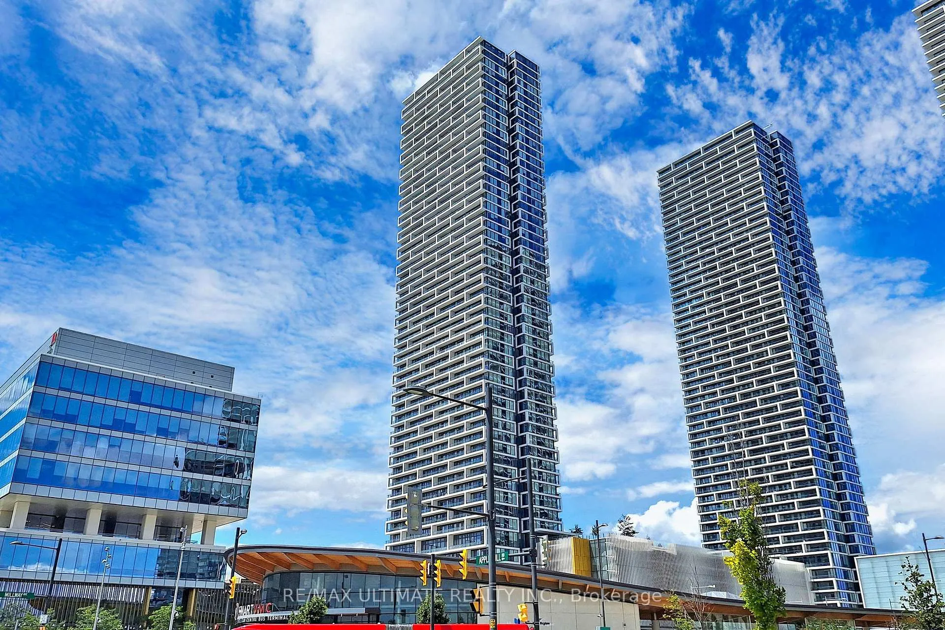 Photo 2 of Unit 4209, 5 Buttermill Avenue, Vaughan, Vaughan Corporate Centre — HOMEH