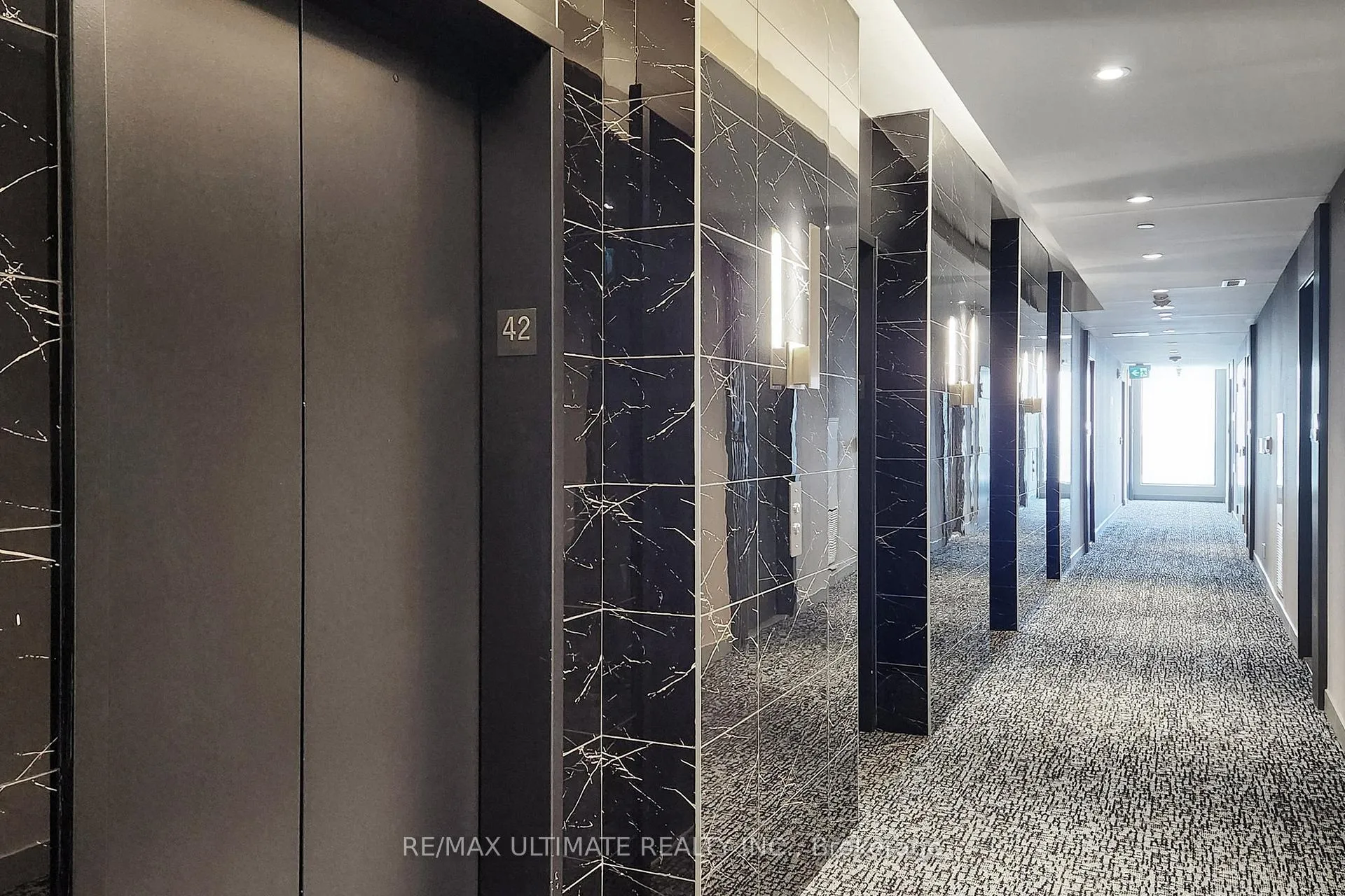 Photo 5 of Unit 4209, 5 Buttermill Avenue, Vaughan, Vaughan Corporate Centre — HOMEH