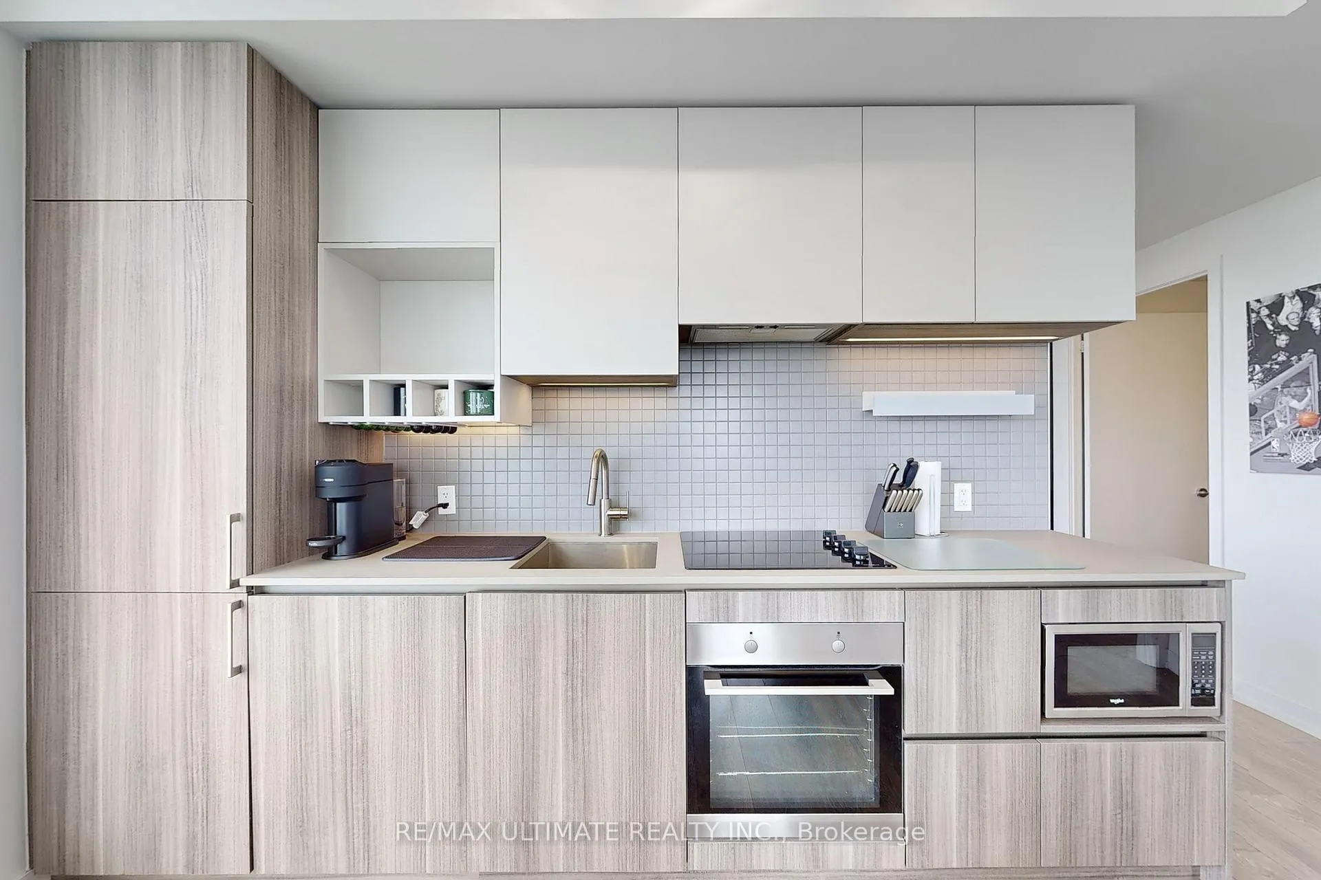 Photo 15 of Unit 4209, 5 Buttermill Avenue, Vaughan, Vaughan Corporate Centre — HOMEH