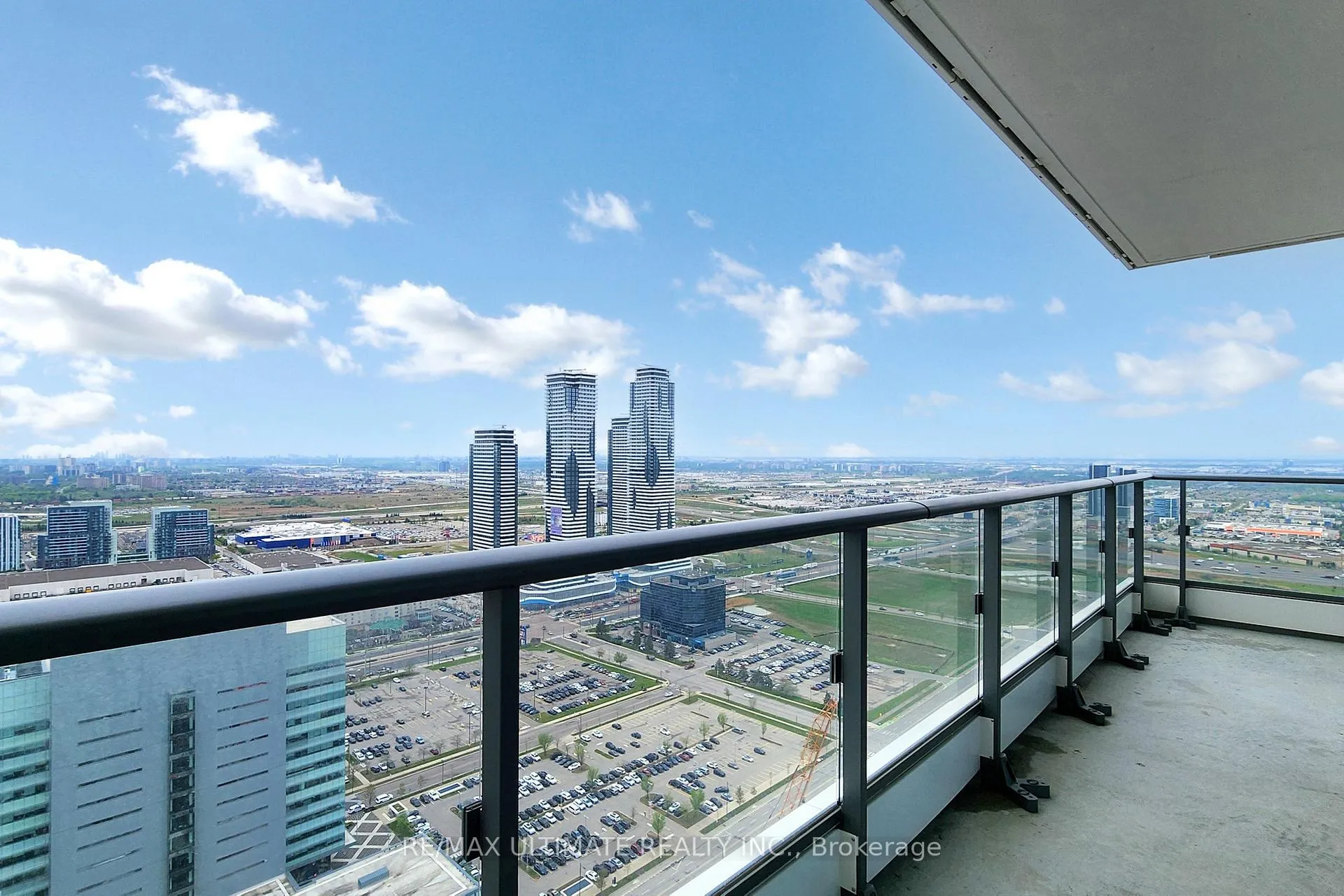 Photo 27 of Unit 4209, 5 Buttermill Avenue, Vaughan, Vaughan Corporate Centre — HOMEH