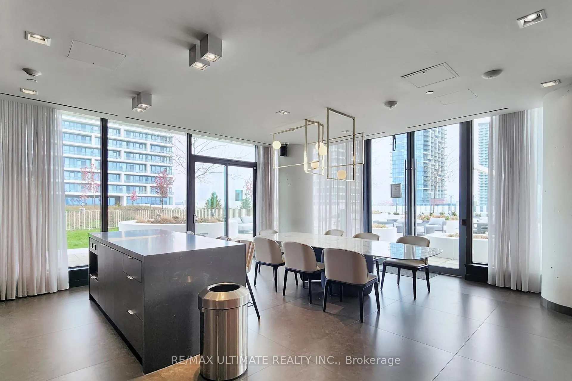 Photo 31 of Unit 4209, 5 Buttermill Avenue, Vaughan, Vaughan Corporate Centre — HOMEH