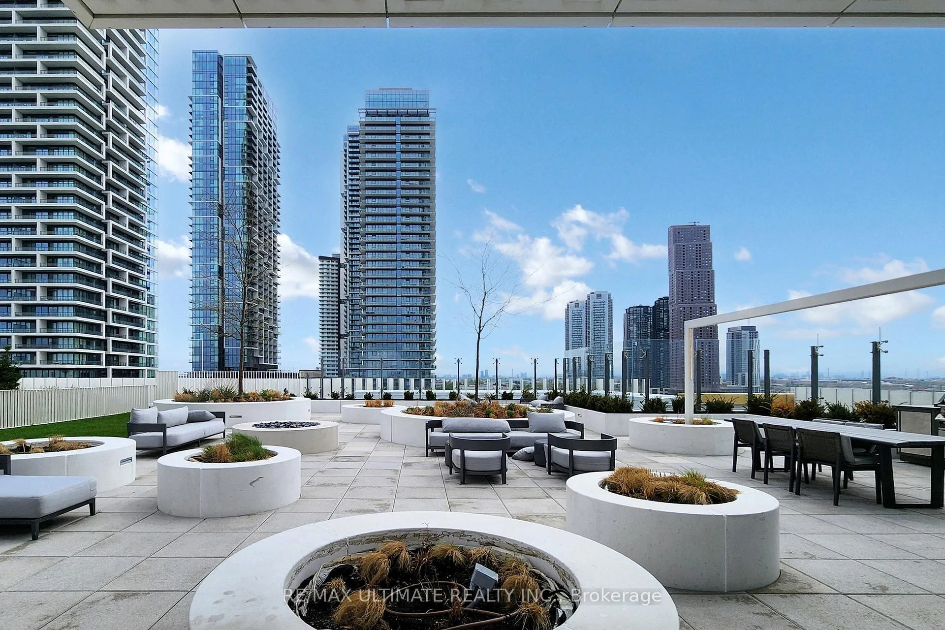 Photo 37 of Unit 4209, 5 Buttermill Avenue, Vaughan, Vaughan Corporate Centre — HOMEH