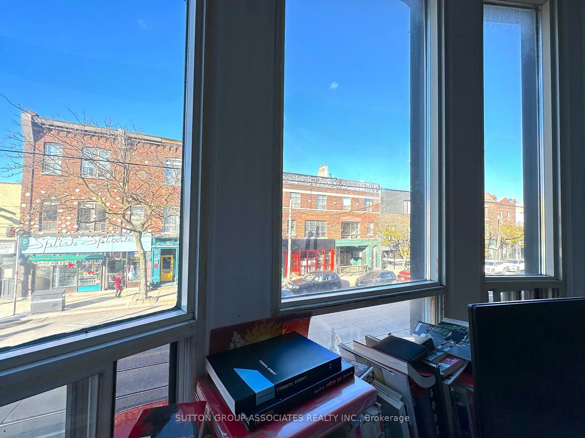 Photo 4 of Unit upper, 589 College St, Toronto, Trinity-Bellwoods — HOMEH