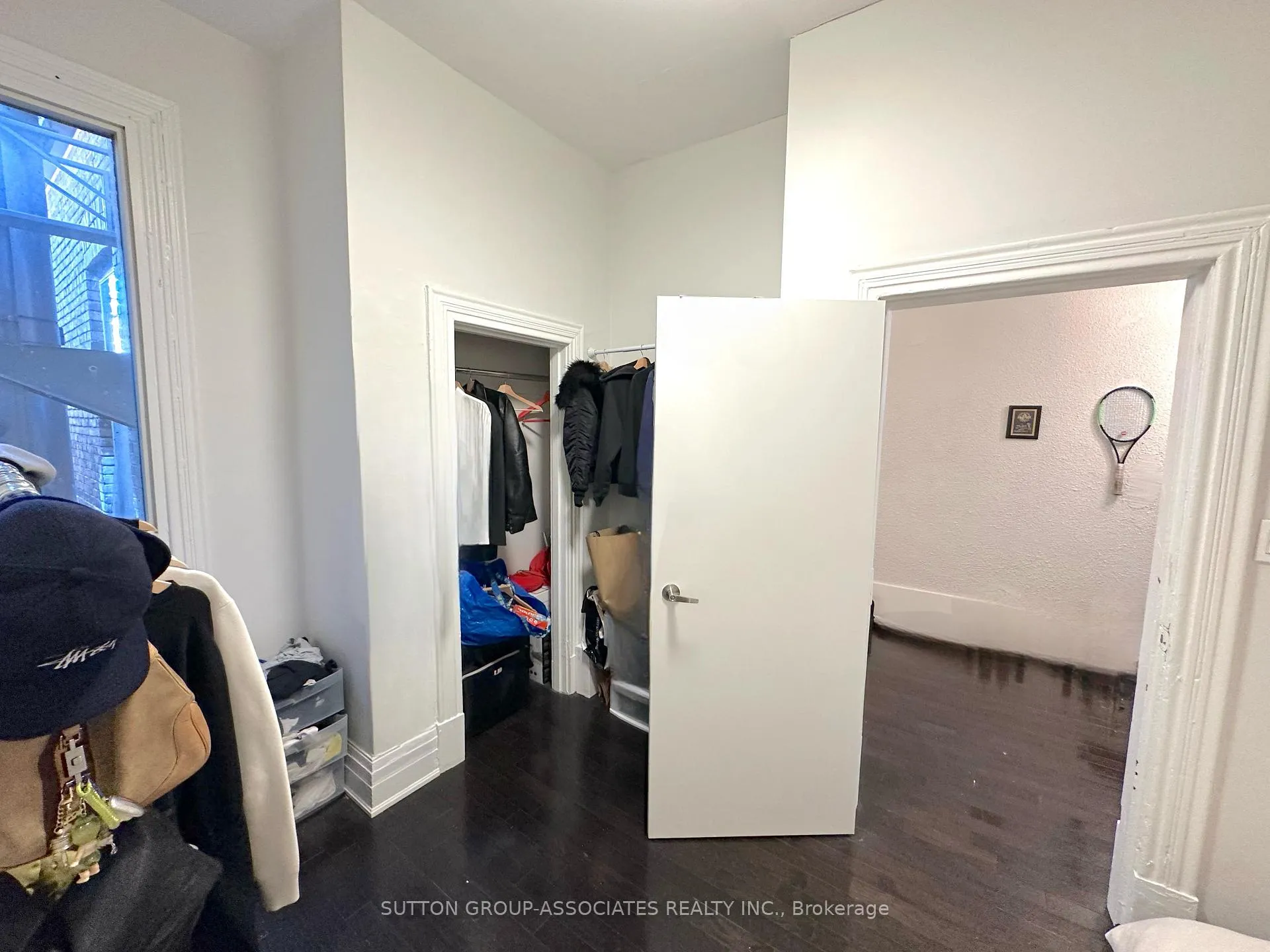Photo 7 of Unit upper, 589 College St, Toronto, Trinity-Bellwoods — HOMEH
