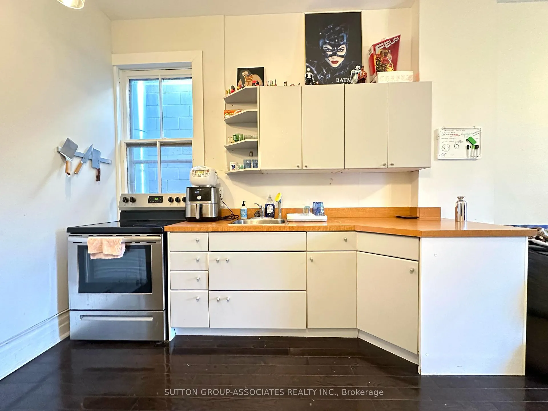 Photo 9 of Unit upper, 589 College St, Toronto, Trinity-Bellwoods — HOMEH