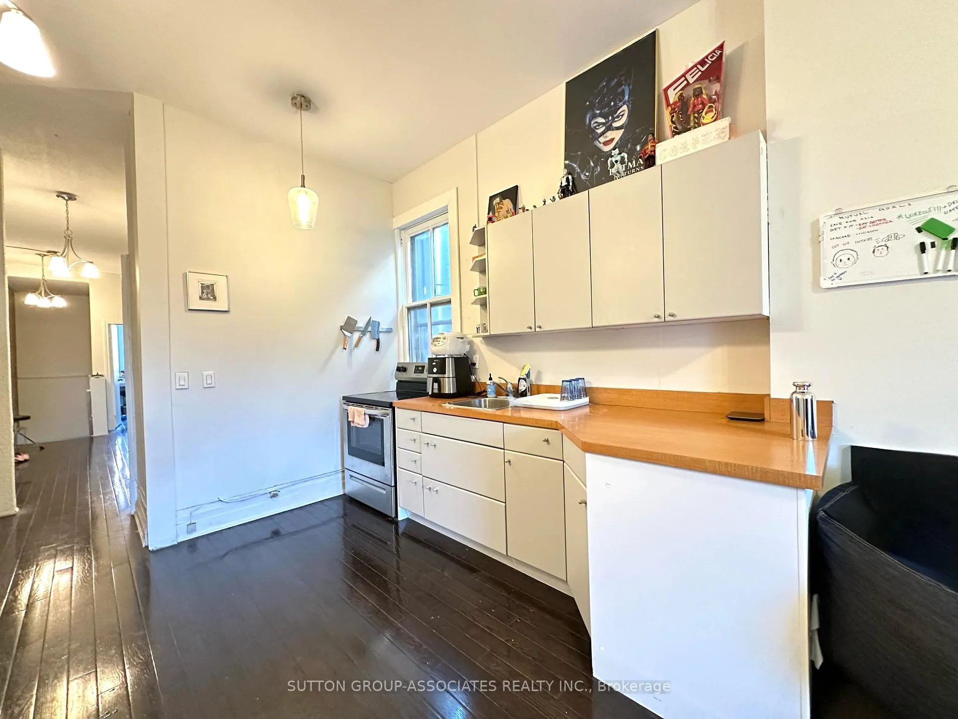 Photo 10 of Unit upper, 589 College St, Toronto, Trinity-Bellwoods — HOMEH