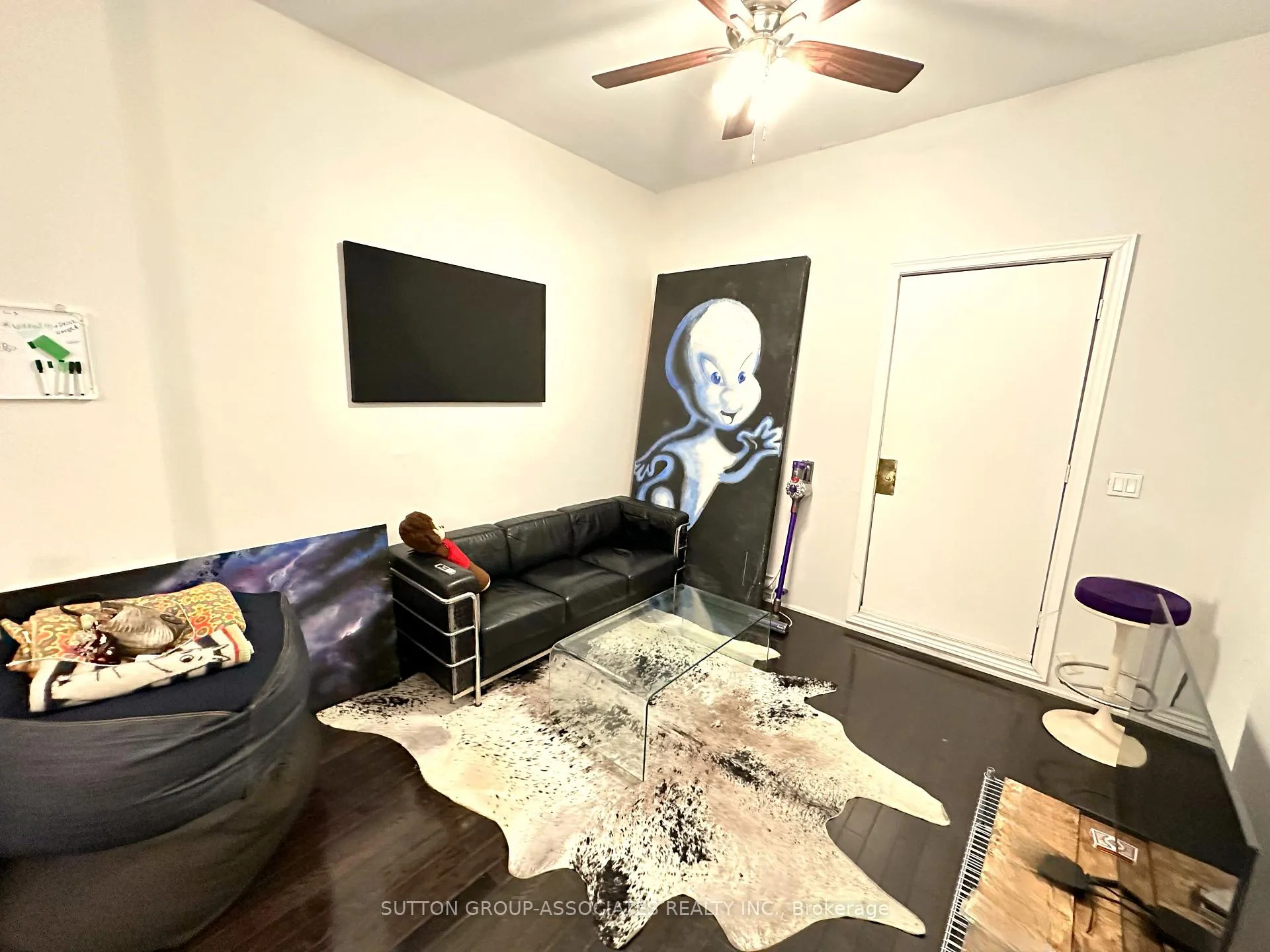 Photo 12 of Unit upper, 589 College St, Toronto, Trinity-Bellwoods — HOMEH