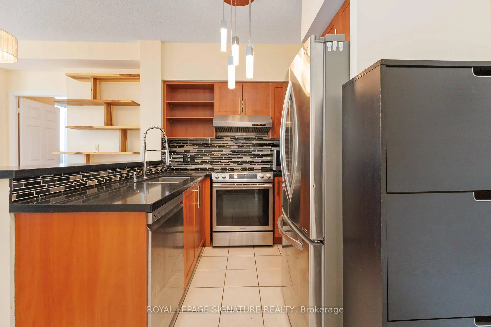 Photo 8 of Unit PH904, 120 Dallimore Circle, North York, Banbury-Don Mills — HOMEH