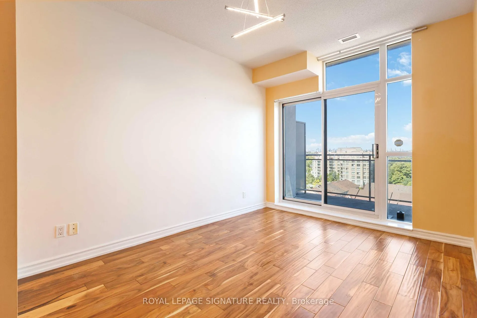 Photo 14 of Unit PH904, 120 Dallimore Circle, North York, Banbury-Don Mills — HOMEH