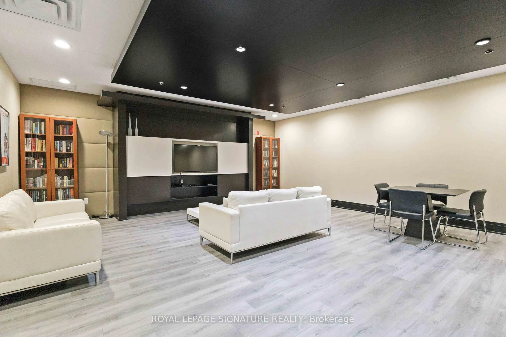 Photo 22 of Unit PH904, 120 Dallimore Circle, North York, Banbury-Don Mills — HOMEH