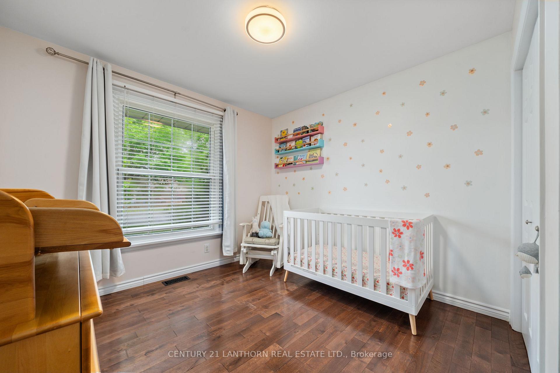Photo 20 of 21 Glenarden Crescent, Belleville, Belleville Ward — HOMEH