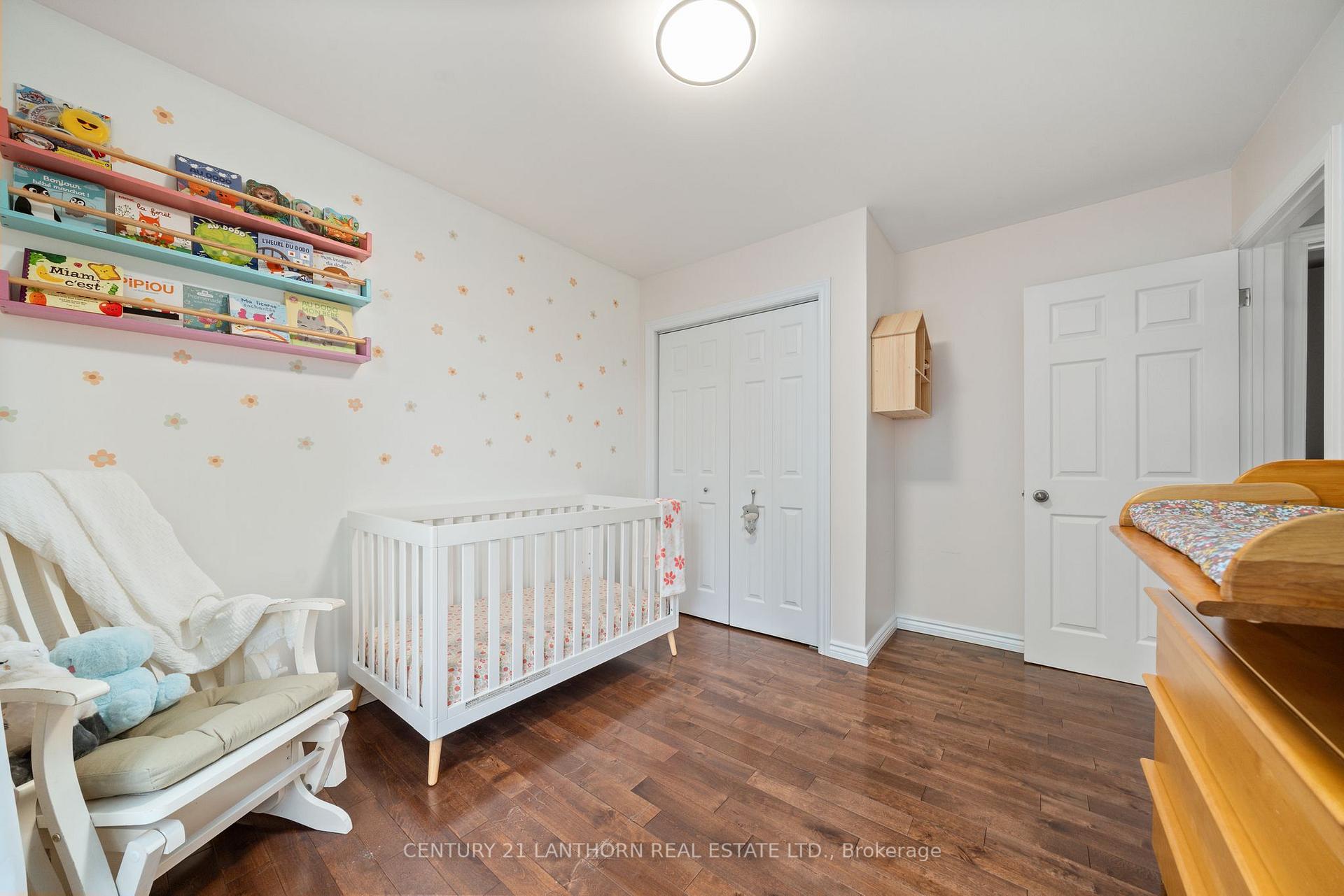 Photo 22 of 21 Glenarden Crescent, Belleville, Belleville Ward — HOMEH