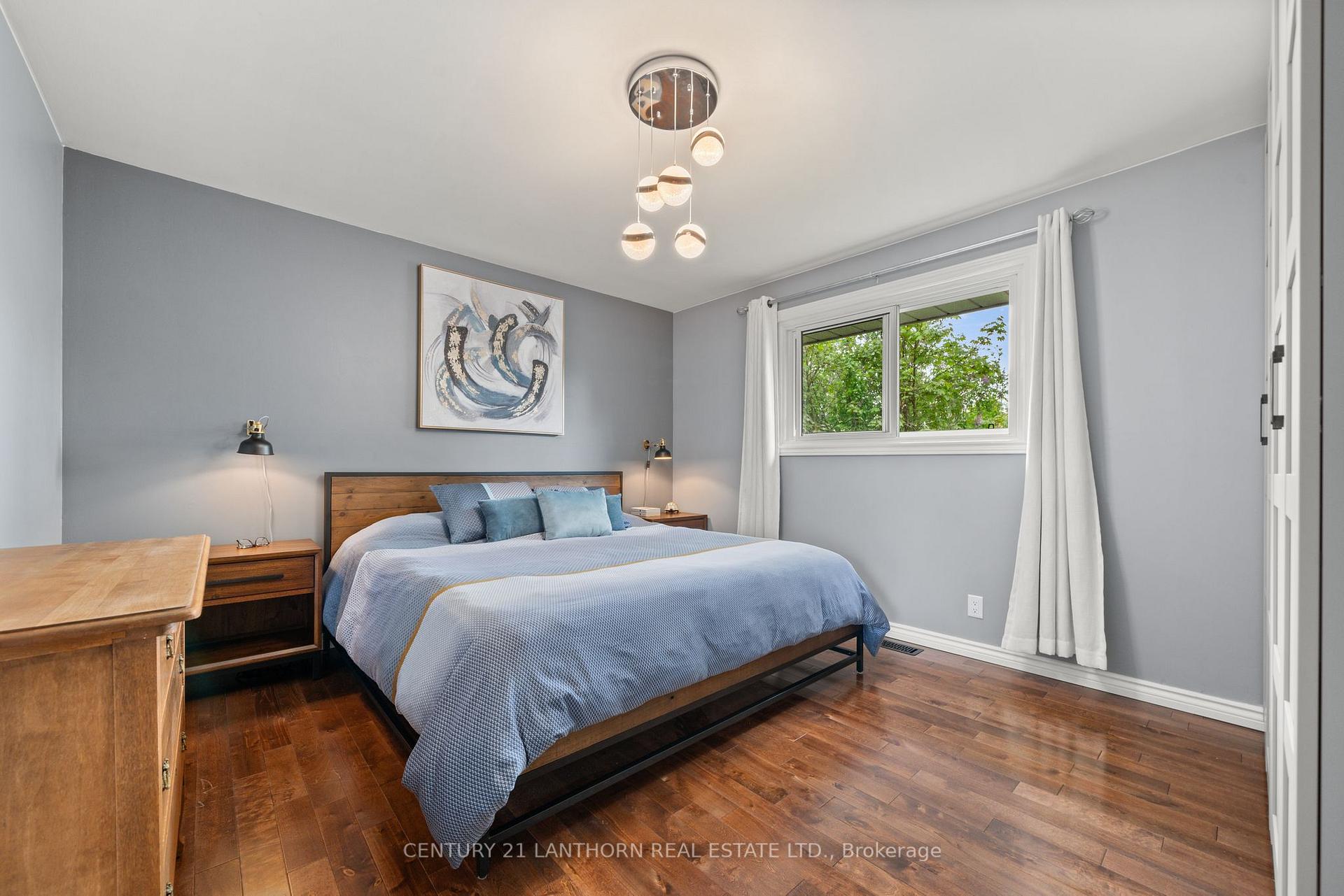 Photo 23 of 21 Glenarden Crescent, Belleville, Belleville Ward — HOMEH