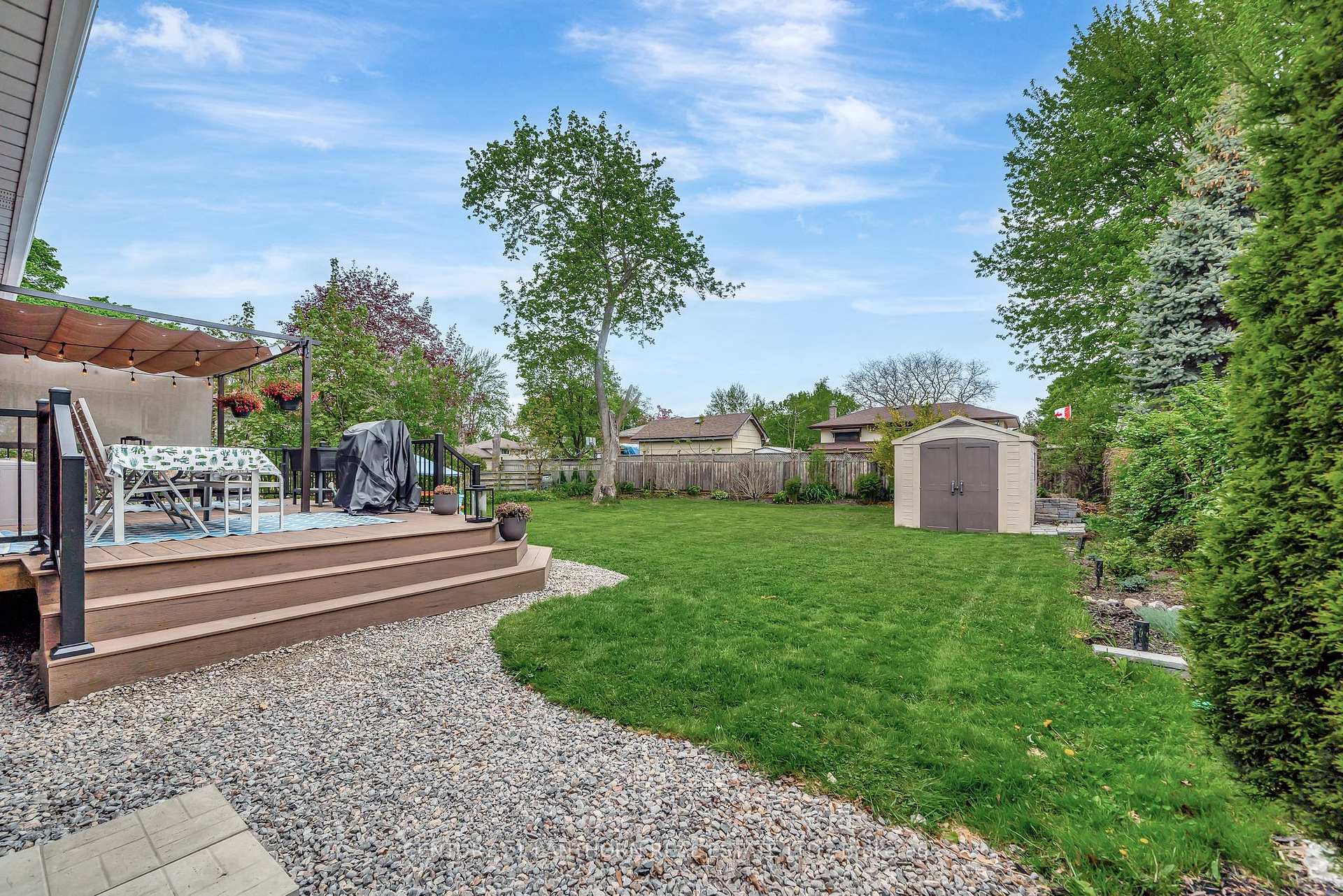 Photo 34 of 21 Glenarden Crescent, Belleville, Belleville Ward — HOMEH