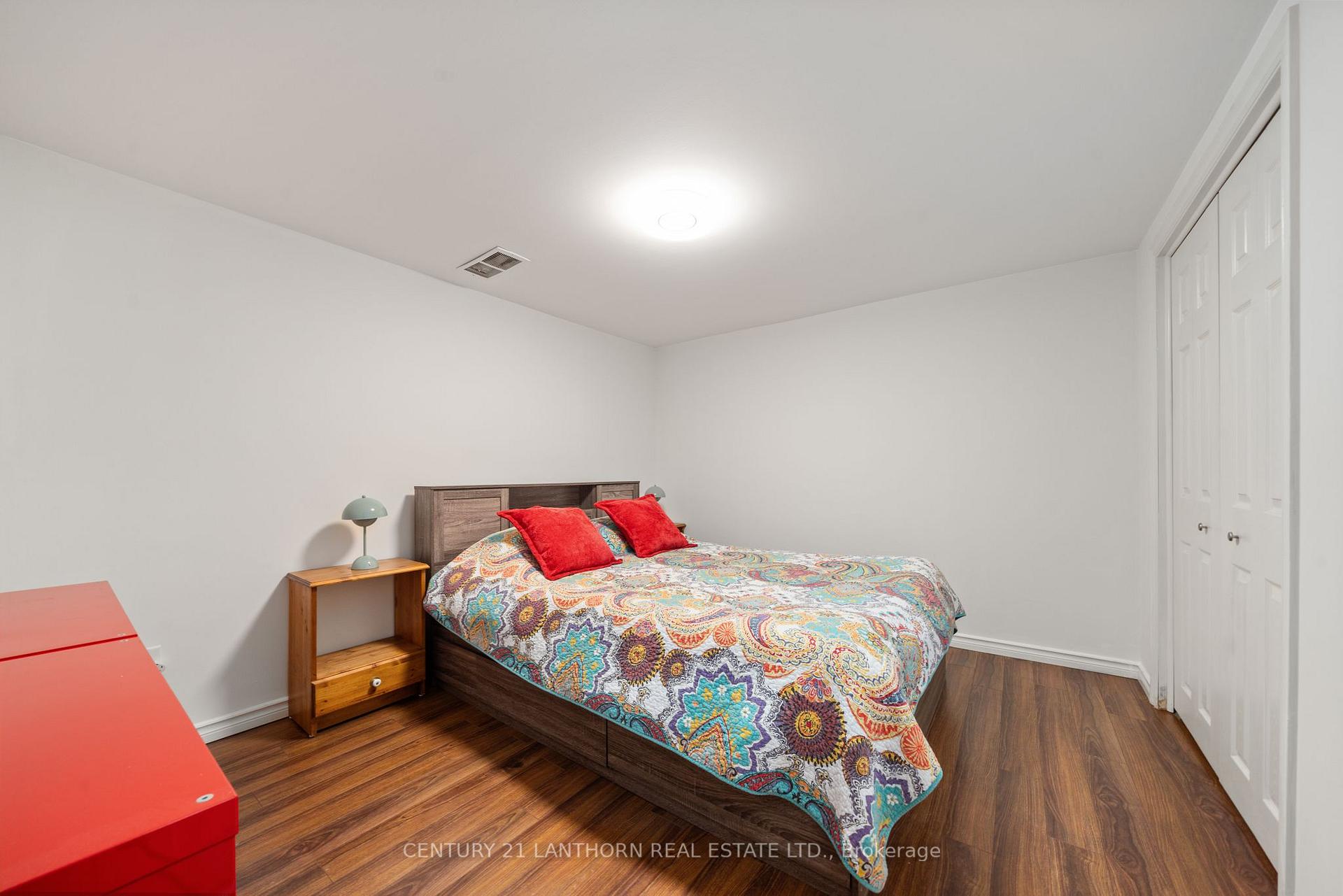 Photo 44 of 21 Glenarden Crescent, Belleville, Belleville Ward — HOMEH