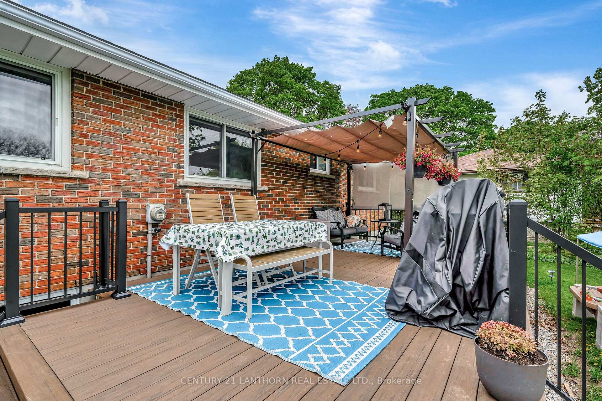 Photo 46 of 21 Glenarden Crescent, Belleville, Belleville Ward — HOMEH
