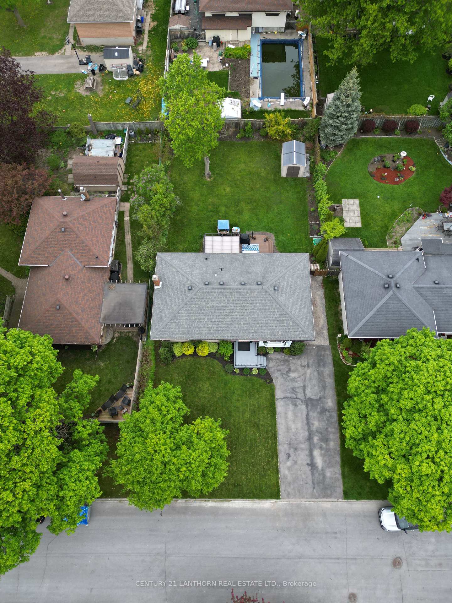 Photo 48 of 21 Glenarden Crescent, Belleville, Belleville Ward — HOMEH