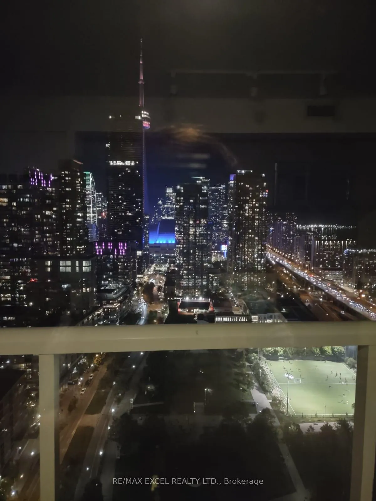 Photo 3 of Unit 3812, 85 Queens Wharf Road, Toronto, Waterfront Communities — HOMEH
