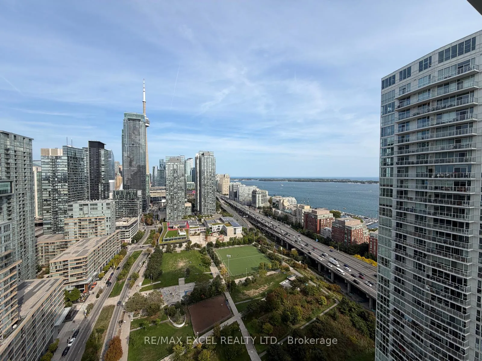 Photo 4 of Unit 3812, 85 Queens Wharf Road, Toronto, Waterfront Communities — HOMEH