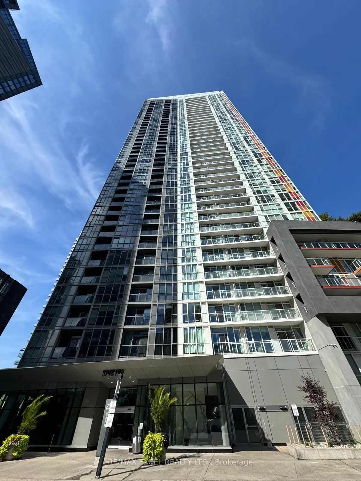 Photo 17 of Unit 3812, 85 Queens Wharf Road, Toronto, Waterfront Communities — HOMEH