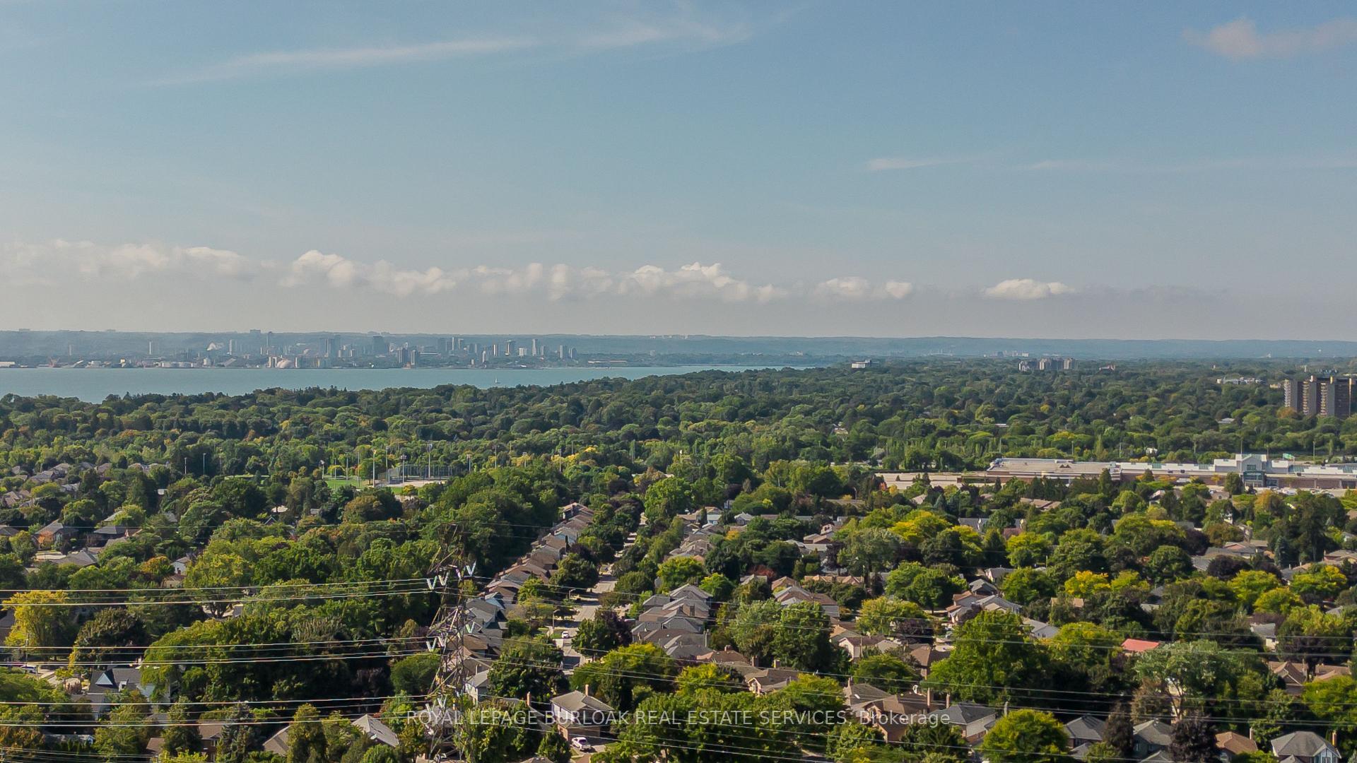 Photo 3 of 1420 Alfred Crescent, Burlington, Brant — HOMEH