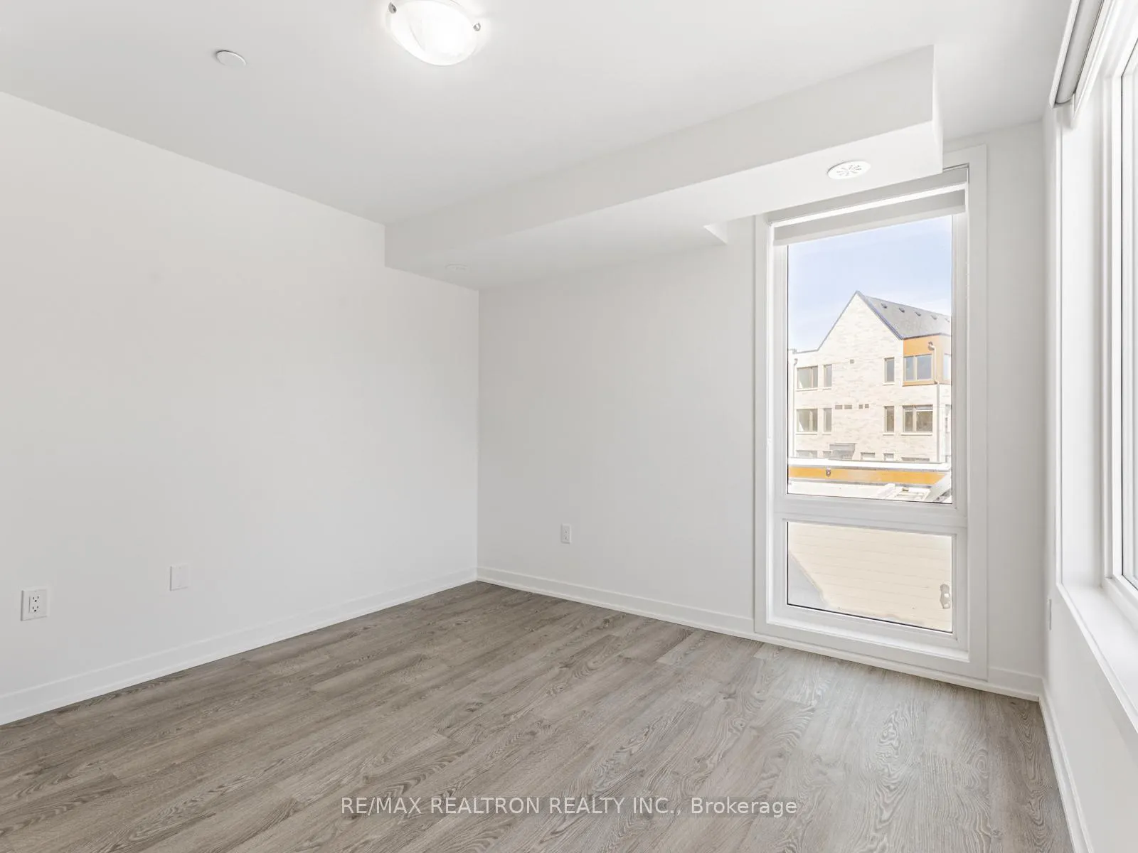 Photo 19 of 4 Turtle Island Road, Toronto, Englemount-Lawrence — HOMEH
