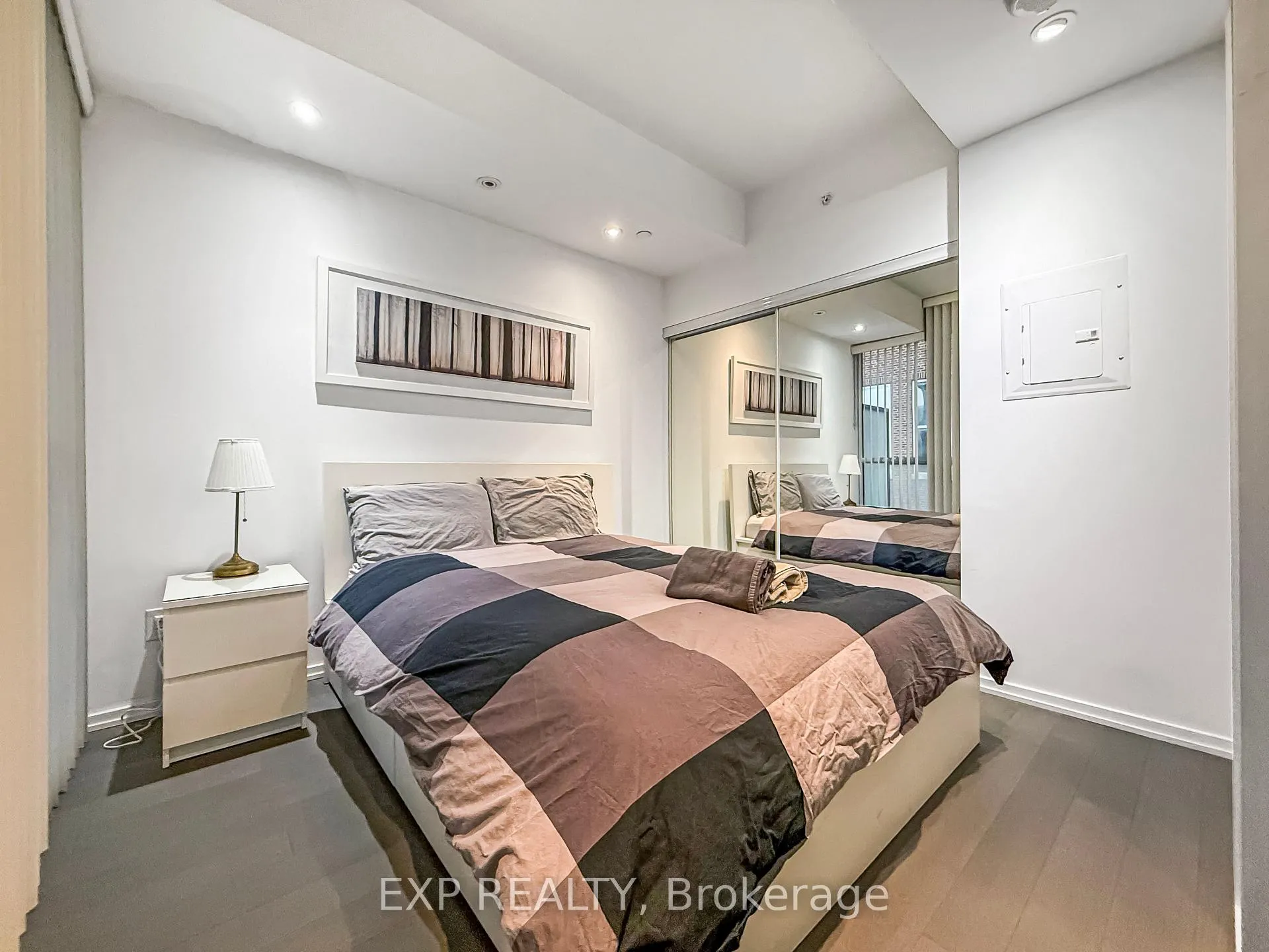 Photo 15 of Unit 1410, 70 Temperance Street, Toronto, Bay Street Corridor — HOMEH
