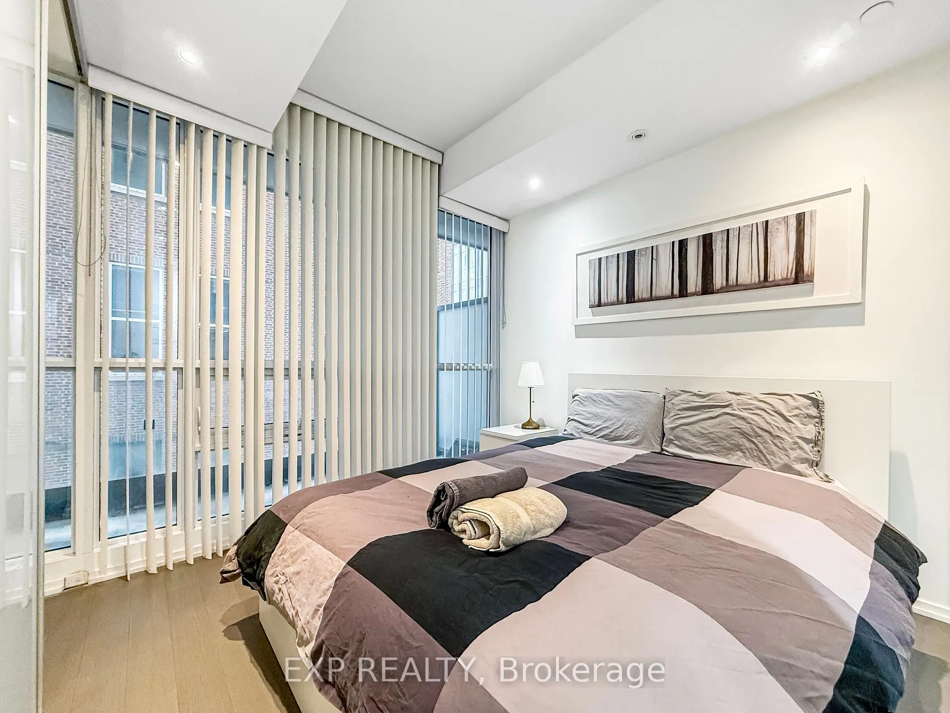 Photo 16 of Unit 1410, 70 Temperance Street, Toronto, Bay Street Corridor — HOMEH