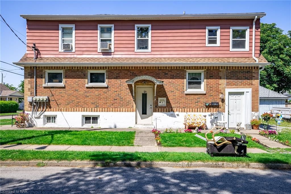 Photo 3 of 7 Bartlett Street, St. Catharines, Facer — HOMEH