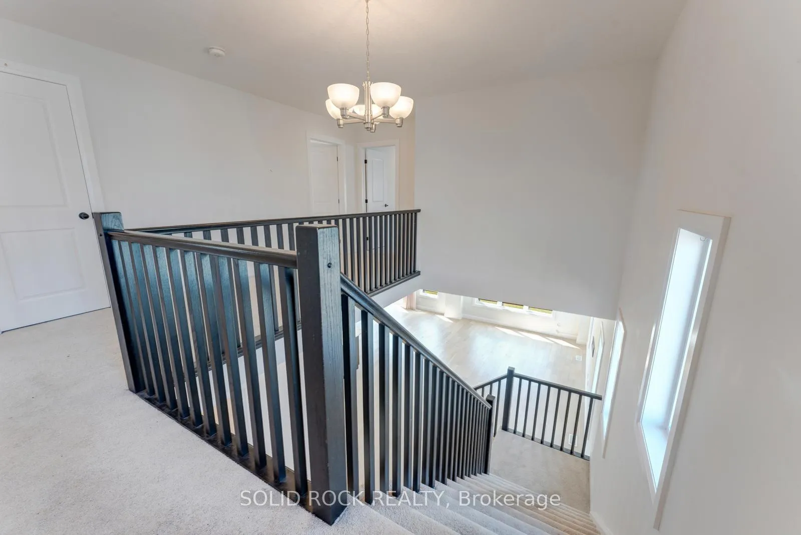 Photo 16 of 629 Doonwoods Crescent, Kitchener — HOMEH