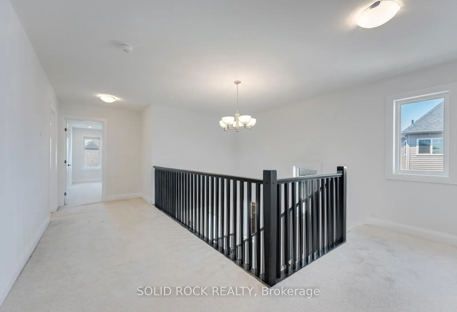 Photo 17 of 629 Doonwoods Crescent, Kitchener — HOMEH