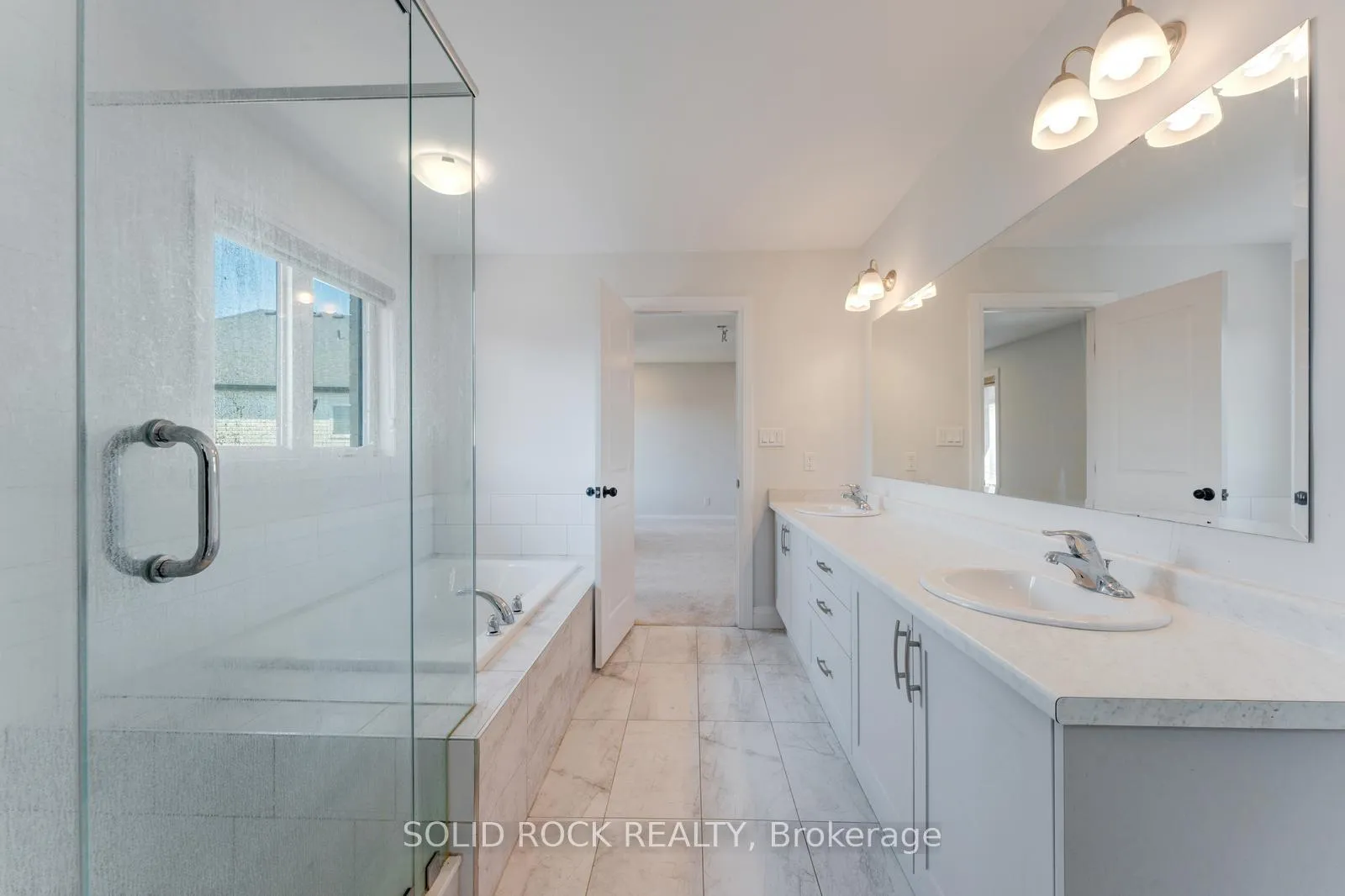 Photo 22 of 629 Doonwoods Crescent, Kitchener — HOMEH